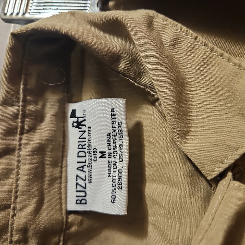 Shirt - Picture 4 of 4